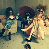 Oι γιαπωνέζικες Gagadolls παίζουν μουσική και είναι σε φυσικό μέγεθος