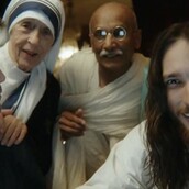 Iησούς, Μητέρα Τερέζα και Γκάντι κανουν ρεβεγιόν για τη Unicef