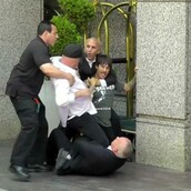 Τι συνέβη όταν ένας σωματοφύλακας δεν αναγνώρισε τον τραγουδιστή των Red Hot Chili Peppers;