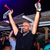 Ο Τσιλιχρήστος, τα εκβιαστικά τηλεφωνήματα, και το ξέσπασμά του στο Facebook