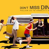 Ένα ζευγάρι φτιάχνει πόστερ για να ανακοινώσει τον γάμο του