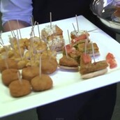 Τι συμβαίνει όταν σερβίρεις junk food για γκουρμέ οργανικά πιάτα;