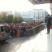 Περιμένοντας τη Lady Gaga στο Σύνταγμα...