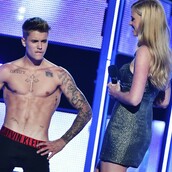 Θα εκτινάξει ξανά την καριέρα του Τζάστιν Μπίμπερ η νέα καμπάνια για τον Calvin Klein;