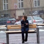 Θα βοηθούσες ένα αγόρι που κρυώνει;