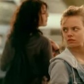 Aυτά τα κορίτσια θα κάνουν μια εντελώς δικαιολογημένη διάρρηξη