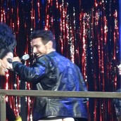 Ο James Franco (ξανα) γδύνεται για φιλανθρωπικό σκοπό