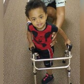 Τα πρώτα βήματα του Kayden είναι το πιο συγκινητικό πράγμα στο σημερινό ίντερνετ