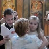 Η Λυδία δεν θέλει να βαπτιστεί και ο ιερέας διακόπτει το μυστήριο