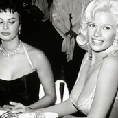 "Koιτούσα τις θηλές της γιατί φοβόμουν πως θα πεταχτούν στο πιάτο μου"