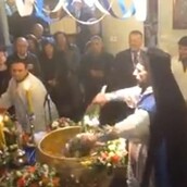 Ο Παππάς στην Αχαρνών μπουγελώνει τους πιστούς 