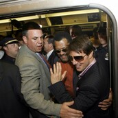 22 αναπάντεχα διάσημοι επιβάτες στο μετρό