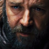 Ο Russel Crowe πιέζει φορτικά τον Πάπα να δει τη νέα του ταινία