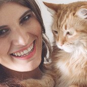 Η Bethany Cosentino των και ο απίθανα όμορφος γάτος της, για την PETA