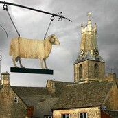 Τρεις αγρότες συνελήφθησαν για τη λειτουργία μπορντέλου με προβατίνες