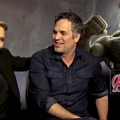 Ο Μαρκ Ράφαλο απαντάει στις σεξιστικές ερωτήσεις που προορίζονται για την Σκάρλετ Γιόχανσον