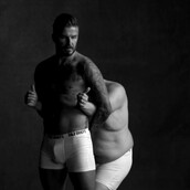 O David Beckham φορά τα εσώρουχά του και αυτοτρολάρεται 