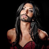 Η Conchita Wurst κυκλοφορεί την αυτοβιογραφία της