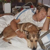 Μετά από 14 χρόνια και τη μάχη τους με τον καρκίνο, δύο αχώριστοι φίλοι αποχαιρετιούνται