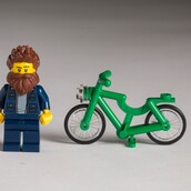 Η Lego δημιουργεί την πρώτη σειρά με χίπστερ