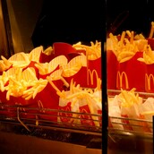 Τι περιέχουν τελικά οι πατάτες των McDonald's; (βίντεο)