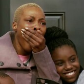 Mια καθαρίστρια, μητέρα τριών παιδιών αντιμέτωπη με μια φάρσα-έκπληξη που θα αλλάξει τη ζωή της