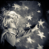 Αόρατοι κάτω από τα άστρα