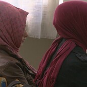 Τα κορίτσια με μαντίλα στη Θράκη