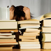 Πανελλήνιες ή αλλιώς πώς να φτιάξεις δυστυχισμένους ανθρώπους‏