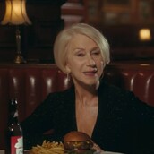 Η Έλεν Μίρεν πρωταγωνιστεί στην πιο πολυσυζητημένη διαφήμιση του Superbowl (μέχρι στιγμής)