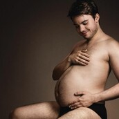 Αυτοί οι άντρες δεν περιμένουν παιδί!