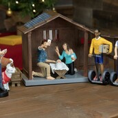 Στην πρώτη χίπστερ φάτνη ο Ιωσήφ έχει man bun, η Παναγία βγάζει σέλφι και oι μάγοι έφτασαν με GPS