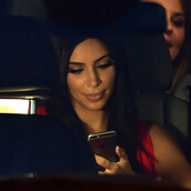 Δεν βρίσκουμε τίτλο γι' αυτό που φόρεσε η Κιμ Καρντάσιαν