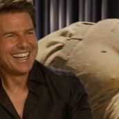 Ο Tομ Κρουζ απαντά στις φήμες που τον θέλουν να «ντουμπλάρει» τα οπίσθιά του στις ταινίες