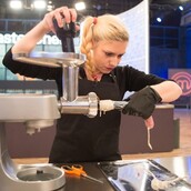 To Twitter συμπαραστέκεται (με τον τρόπο του...) στη Γωγώ του MasterChef