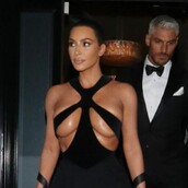 Η Κιμ Καρντάσιαν και αυτό το φόρεμα ήταν η απόλυτη καταστροφή