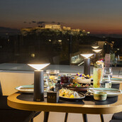 Το Academias Hotel & to NYX Rooftop Ηospitality Partners του Τaste of Athens 