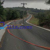 Ηλεία: Viral ασφαλτόστρωση σε δρόμο -Άφησαν κολώνες της ΔΕΗ στη μέση