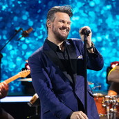 Πάνος Κιάμος: Πώς τον κέρδισε το τραγούδι αντί για την ιατρική