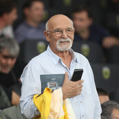 Ο Αντώνης Αντωνίου στο γήπεδο της ΑΕΚ