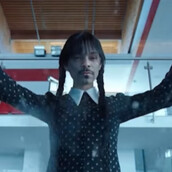 Ο Snoop Dogg μεταμορφώθηκε σε Wednesday Addams