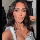 Η Κιμ Καρντάσιαν έγινε ξανά καστανή