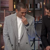 MasterChef 7: Ο Σωτήρης Κοντιζάς βρήκε κόκκαλο σε κοτόπουλο -«Πως ξεκινάμε έτσι;»