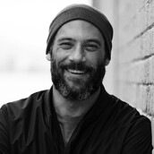 Αντίνοος Αλμπάνης: Το Instagram κατέβασε φωτογραφία του με εσώρουχο- «Η Ελλάδα είναι το το Ιράν της Μεσογείου