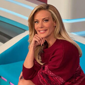 Η Ζέτα Μακρυπούλια 