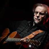 Ο Μίλτος Πασχαλίδης τραγουδά Ελένη Φουρέιρα και γίνεται viral- Τον κάλεσε ο Πάνος Βλάχος στη σκηνή