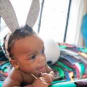 Rihanna: Σε ρόλο πασχαλινού «λαγού» ο γιος της- «Κοιτάξτε τον»