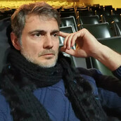 Δημήτρης Τοπαλίδης: Έπεσε θύμα ξυλοδαρμού ο ηθοποιός από το «Μαύρο Ρόδο»