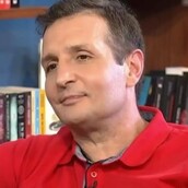Δημήτρης Μπάσης: Ποιο είναι το πραγματικό του όνομα - «Το άλλαξα όταν πρωτοξεκίνησα»