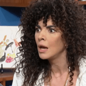 Μαρία Σολωμού: «Τσακώθηκα στο αεροδρόμιο- Δεν είμαι τρελή»